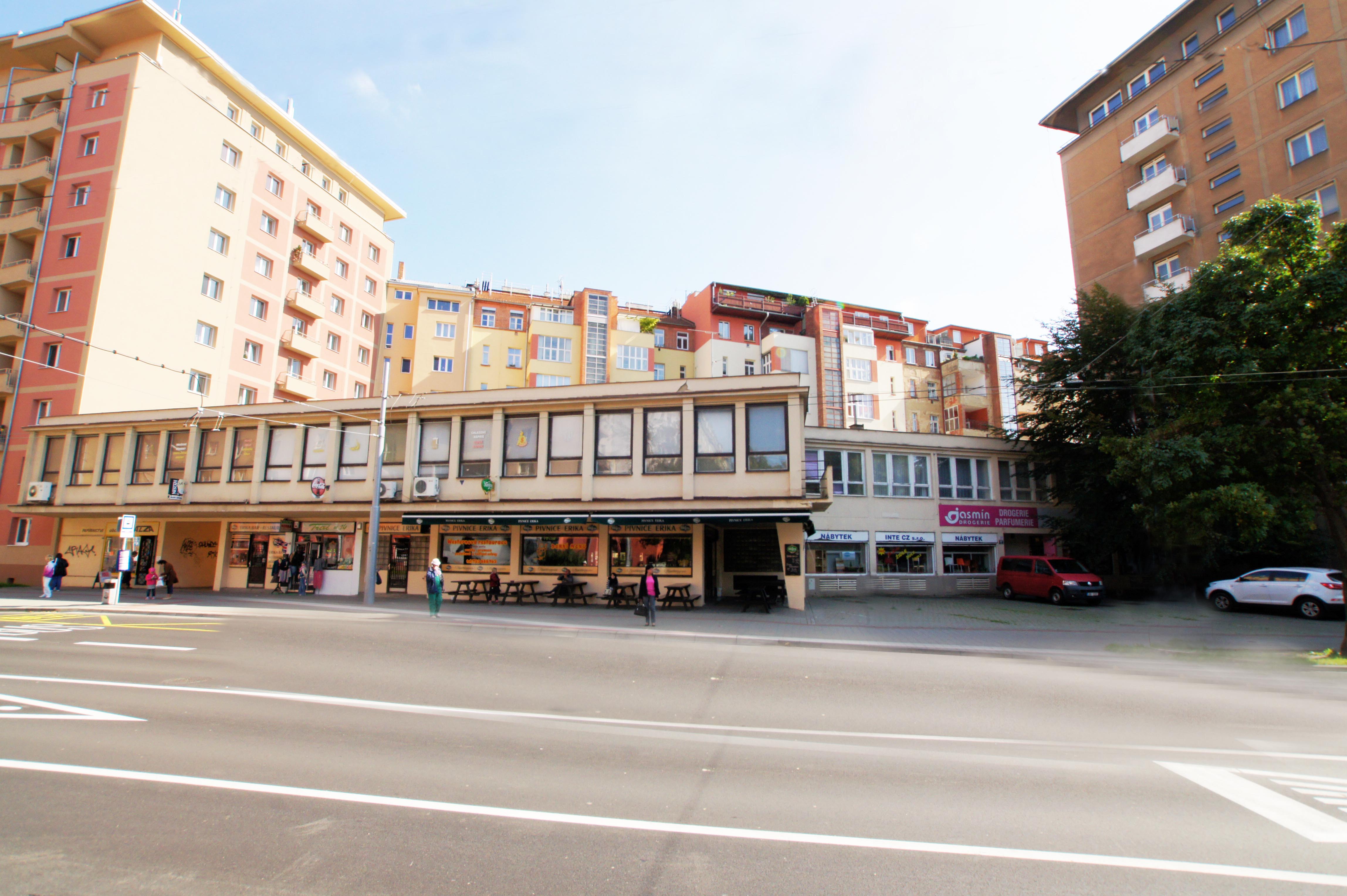 Obchodní centrum Tivoli v Brně před rekonstrukcí v roce 2014
